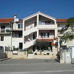 Apartment Tisno * Tisno