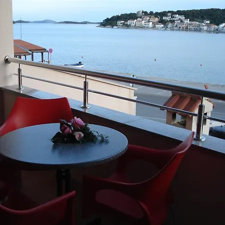 Apartment Tisno