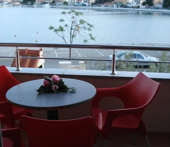 公寓 Apartment Tisno