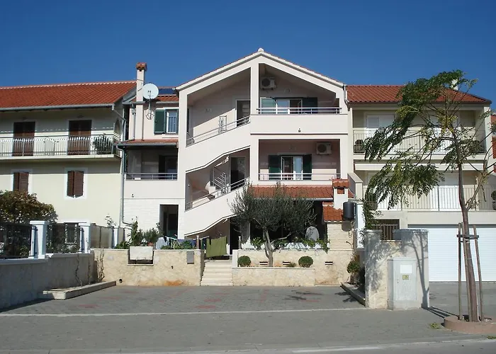 Apartment Tisno * Tisno