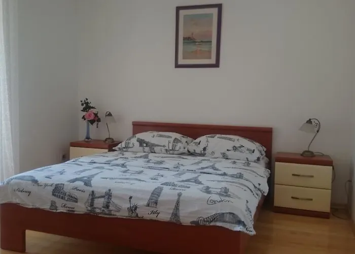 公寓 Apartment Tisno 迪斯诺